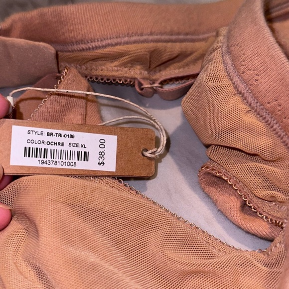 *SOLD*SKIMS Pointelle Logo Triangle Bralette *SOLD OUT* everywhere - Picture 2 of 4